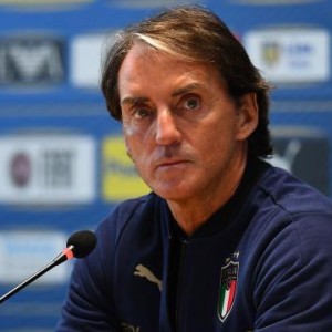 开云APP下载-曼奇尼：等待国米球员报到 不会冒险启用扎尼奥洛