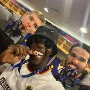 开云体育-施罗德：铜牌收藏家里 在湖人有任务未完成