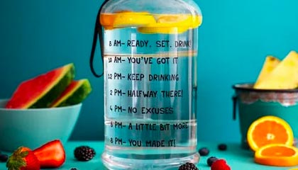 开云在线-前锋伤退+门将失误+越位误判 杯具枪手遭曼城重击